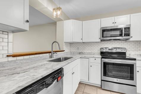 1530 Fort Johnson Road Charleston SC 29412