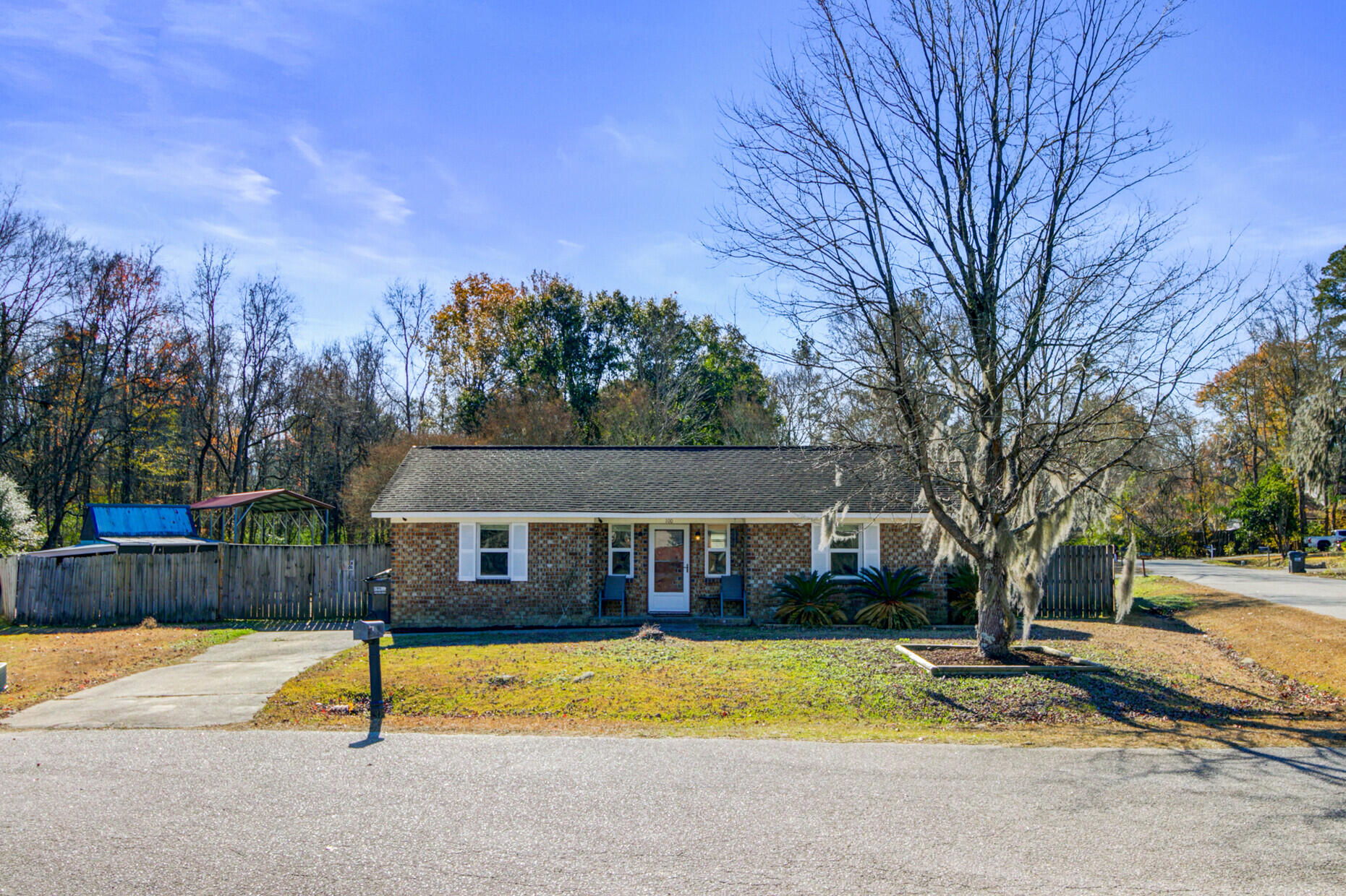 100 John Court Summerville SC 29485