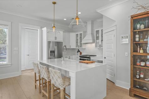 1034 Avenue Of Oaks Charleston SC 29407