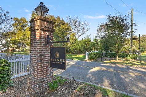 1034 Avenue Of Oaks Charleston SC 29407