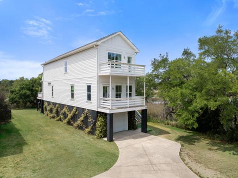 1050 Hunley Waters Circle North Charleston SC 29405