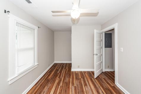 1621 Poinsettia Road Charleston SC 29407