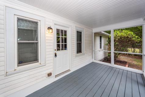1621 Poinsettia Road Charleston SC 29407