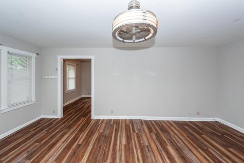 1621 Poinsettia Road Charleston SC 29407