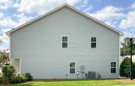 200 Willow Button Drive Taylors SC 29687