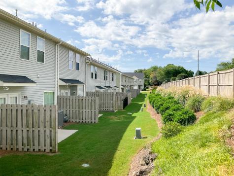 200 Willow Button Drive Taylors SC 29687