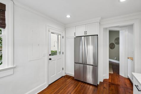 57 Vanderhorst Street Charleston SC 29403