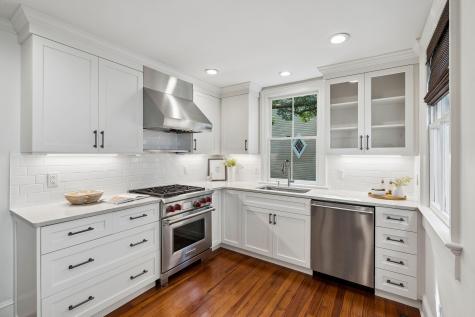 57 Vanderhorst Street Charleston SC 29403