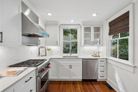 57 Vanderhorst Street Charleston SC 29403