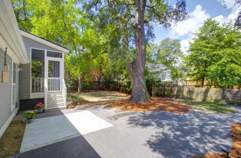 1061 Barfield Street Charleston SC 29492
