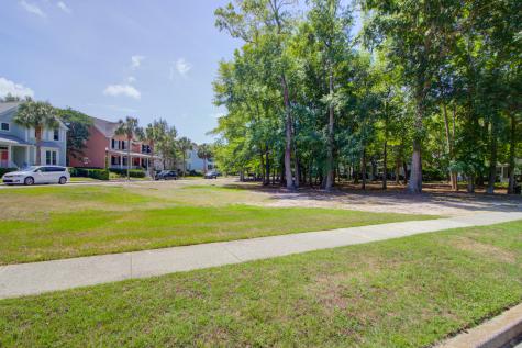 1061 Barfield Street Charleston SC 29492