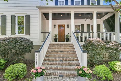 1527 Wando Landing Street Charleston SC 29492