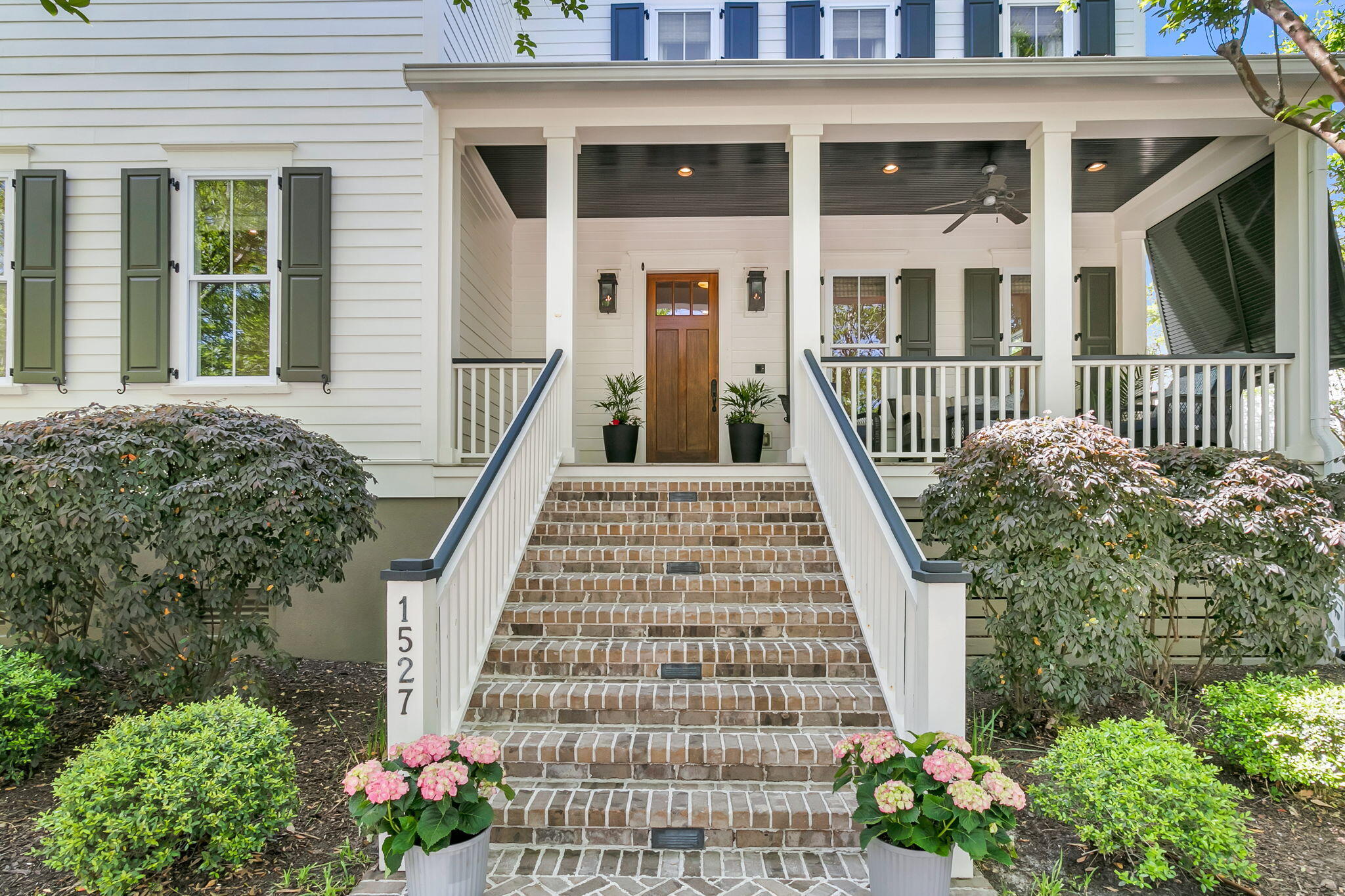 1527 Wando Landing Street Charleston SC 29492