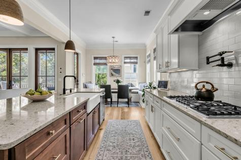 1527 Wando Landing Street Charleston SC 29492