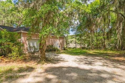 8362 Chisolm Plantation Road Edisto Island SC 29438