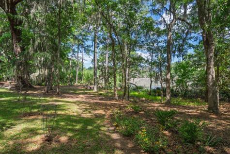 8362 Chisolm Plantation Road Edisto Island SC 29438