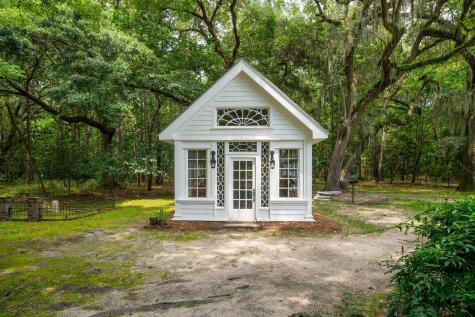 92 Dean Hall Road Seabrook SC 29940