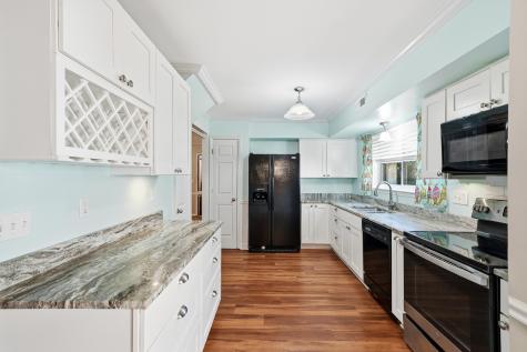 129 Canaberry Circle Summerville SC 29483