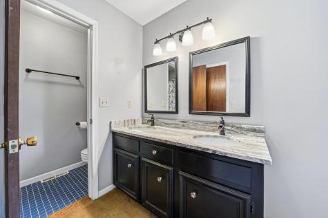 129 Canaberry Circle Summerville SC 29483