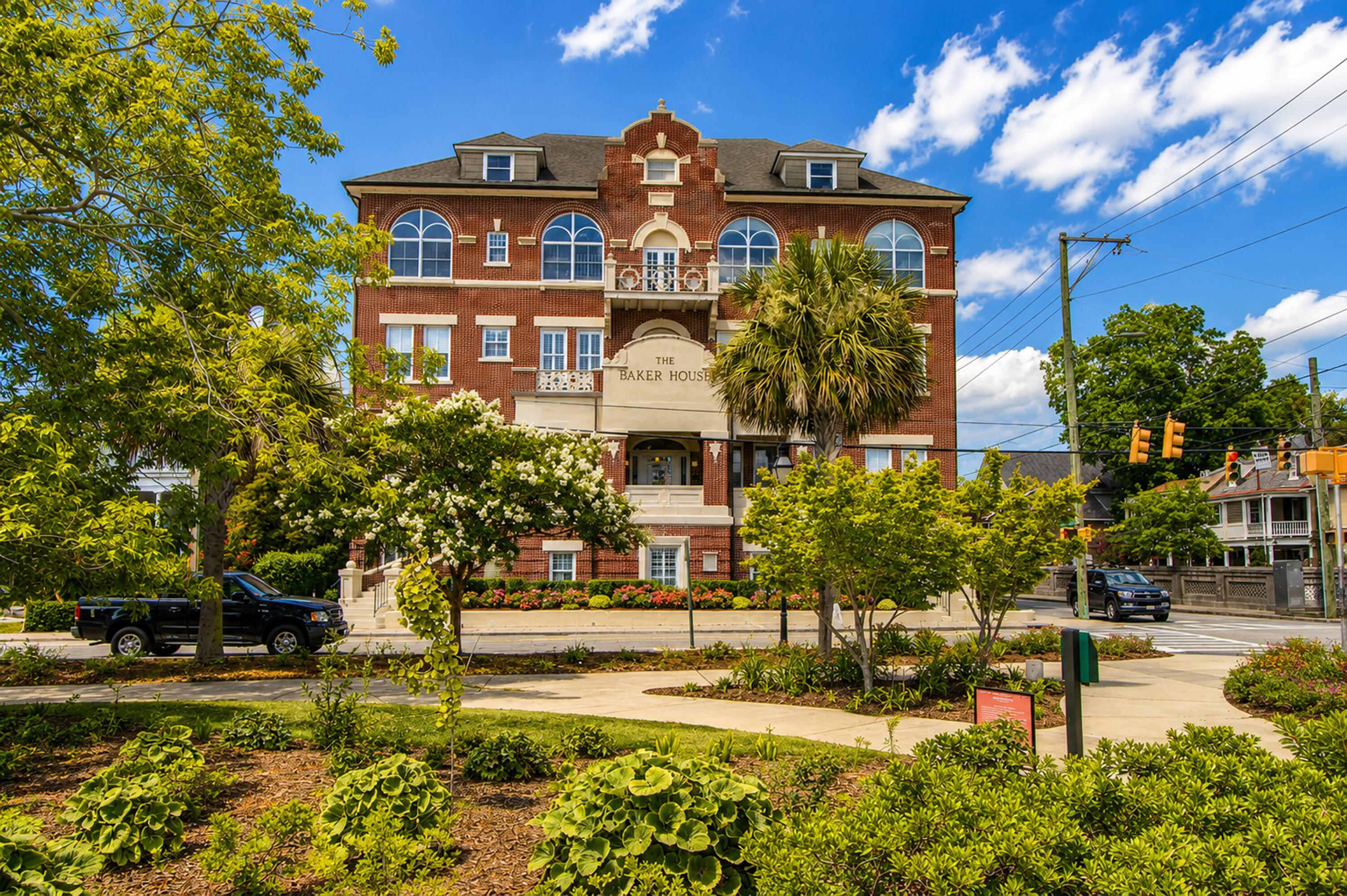 55 Ashley Avenue Charleston SC 29401