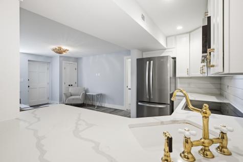 55 Ashley Avenue Charleston SC 29401