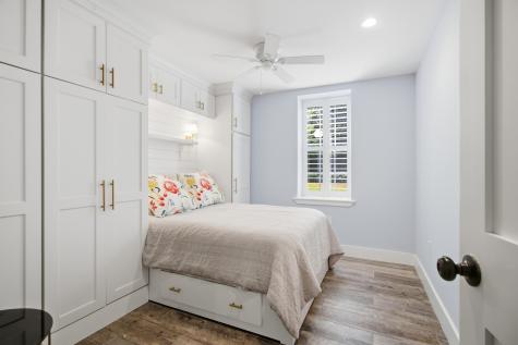 55 Ashley Avenue Charleston SC 29401
