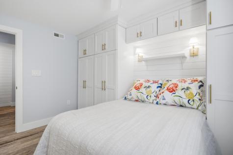 55 Ashley Avenue Charleston SC 29401