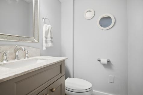 55 Ashley Avenue Charleston SC 29401