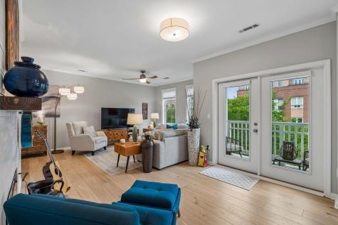 250 Seven Farms Drive Charleston SC 29492