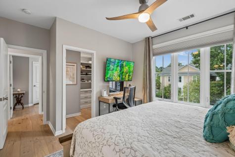 250 Seven Farms Drive Charleston SC 29492