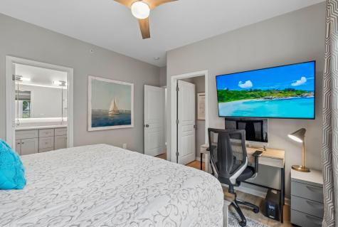 250 Seven Farms Drive Charleston SC 29492