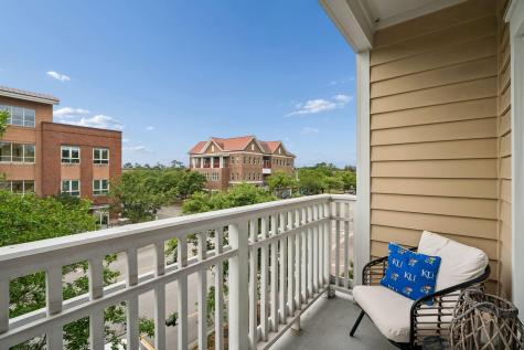 250 Seven Farms Drive Charleston SC 29492