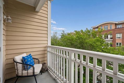 250 Seven Farms Drive Charleston SC 29492