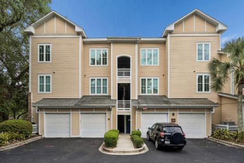250 Seven Farms Drive Charleston SC 29492