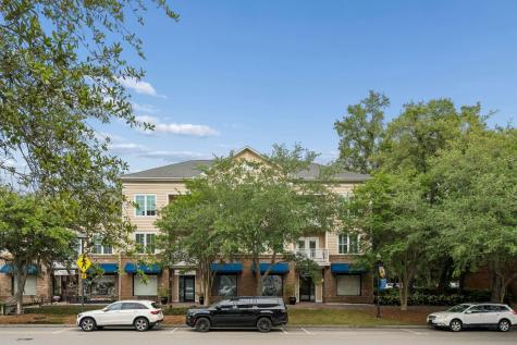 250 Seven Farms Drive Charleston SC 29492