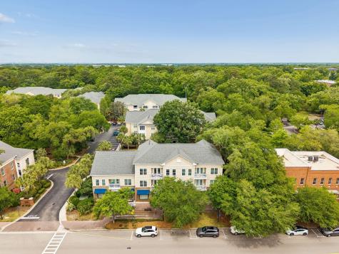 250 Seven Farms Drive Charleston SC 29492
