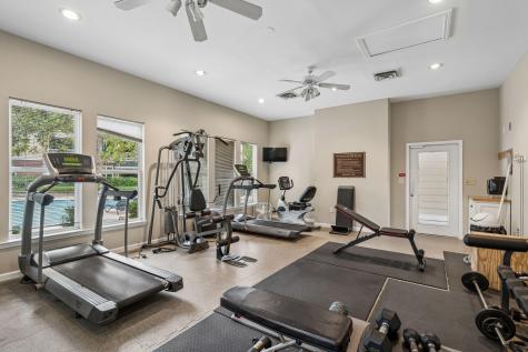 250 Seven Farms Drive Charleston SC 29492