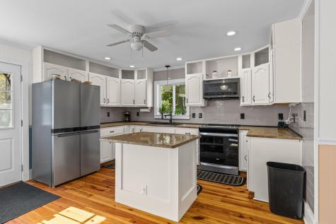 5615 S Highway 165 Ravenel SC 29470
