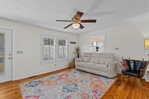5615 S Highway 165 Ravenel SC 29470