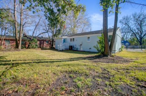 2006 Alton Street North Charleston SC 29406
