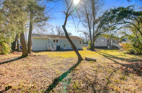 2006 Alton Street North Charleston SC 29406