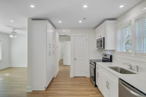 2006 Alton Street North Charleston SC 29406