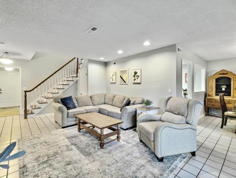 19 Meander Row Charleston SC 29412