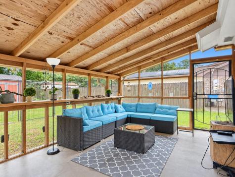 8176 Long Shadow Lane North Charleston SC 29406