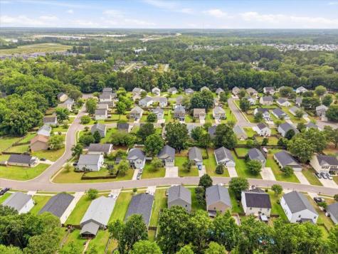 2045 Robin Wood Boulevard Moncks Corner SC 29461