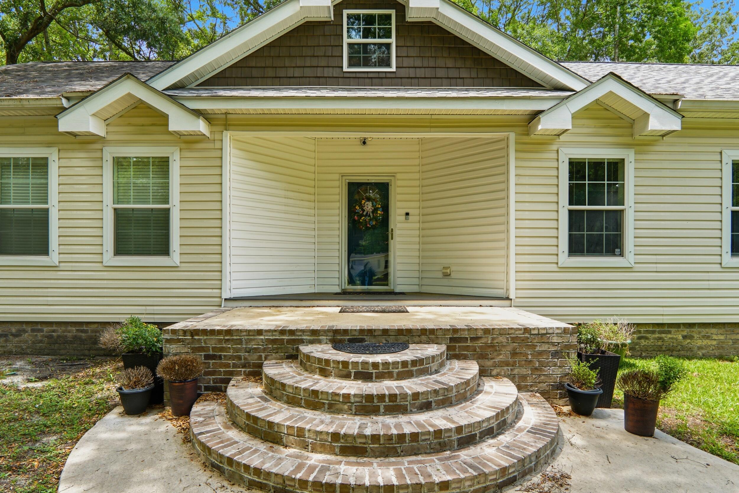 137 Dunmeyer Hill Road Summerville SC 29485