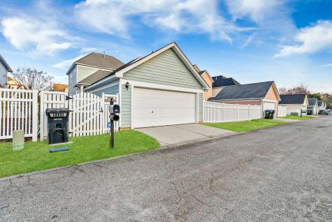 302 Hydrangea Street Summerville SC 29483