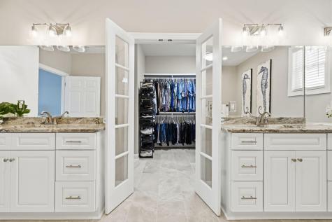 5725 N Ocean Boulevard Myrtle Beach SC 29577