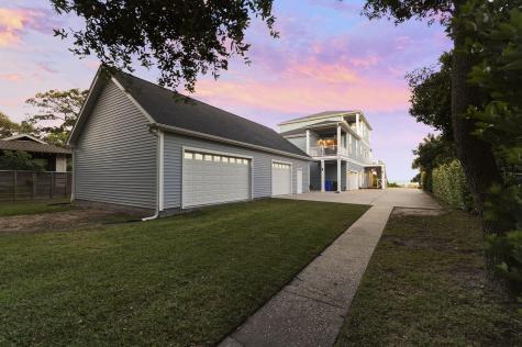 5725 N Ocean Boulevard Myrtle Beach SC 29577