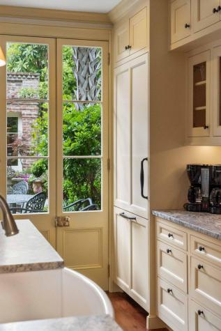 17 Tradd Street Charleston SC 29401